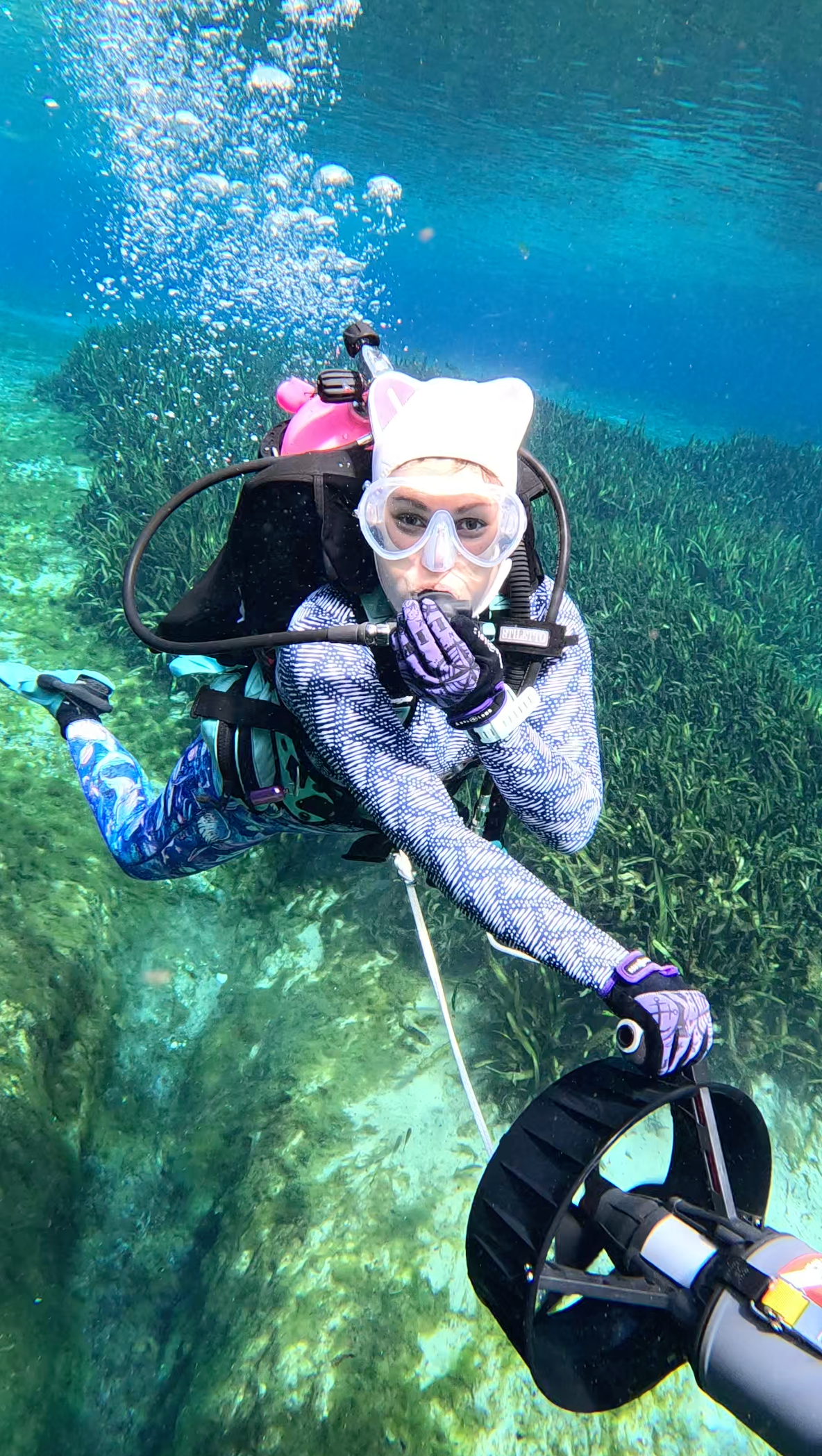 Promotional scuba equipment video dark scuba